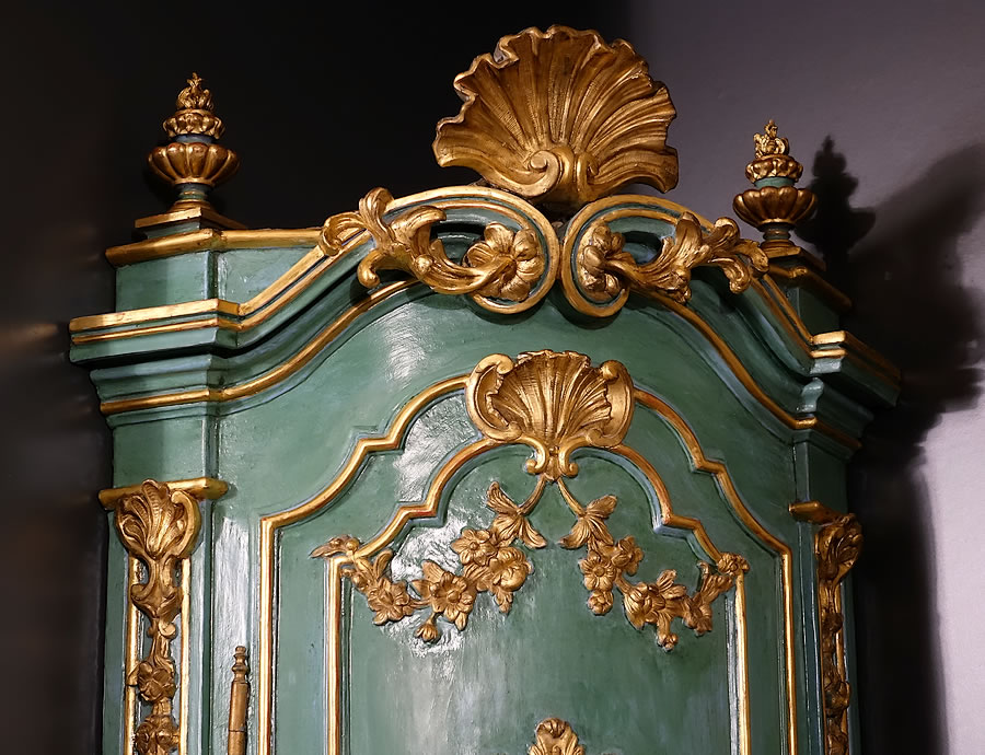Coppia-angoliere-piemontese-laccate-dorate-Torino-secolo-XVIII